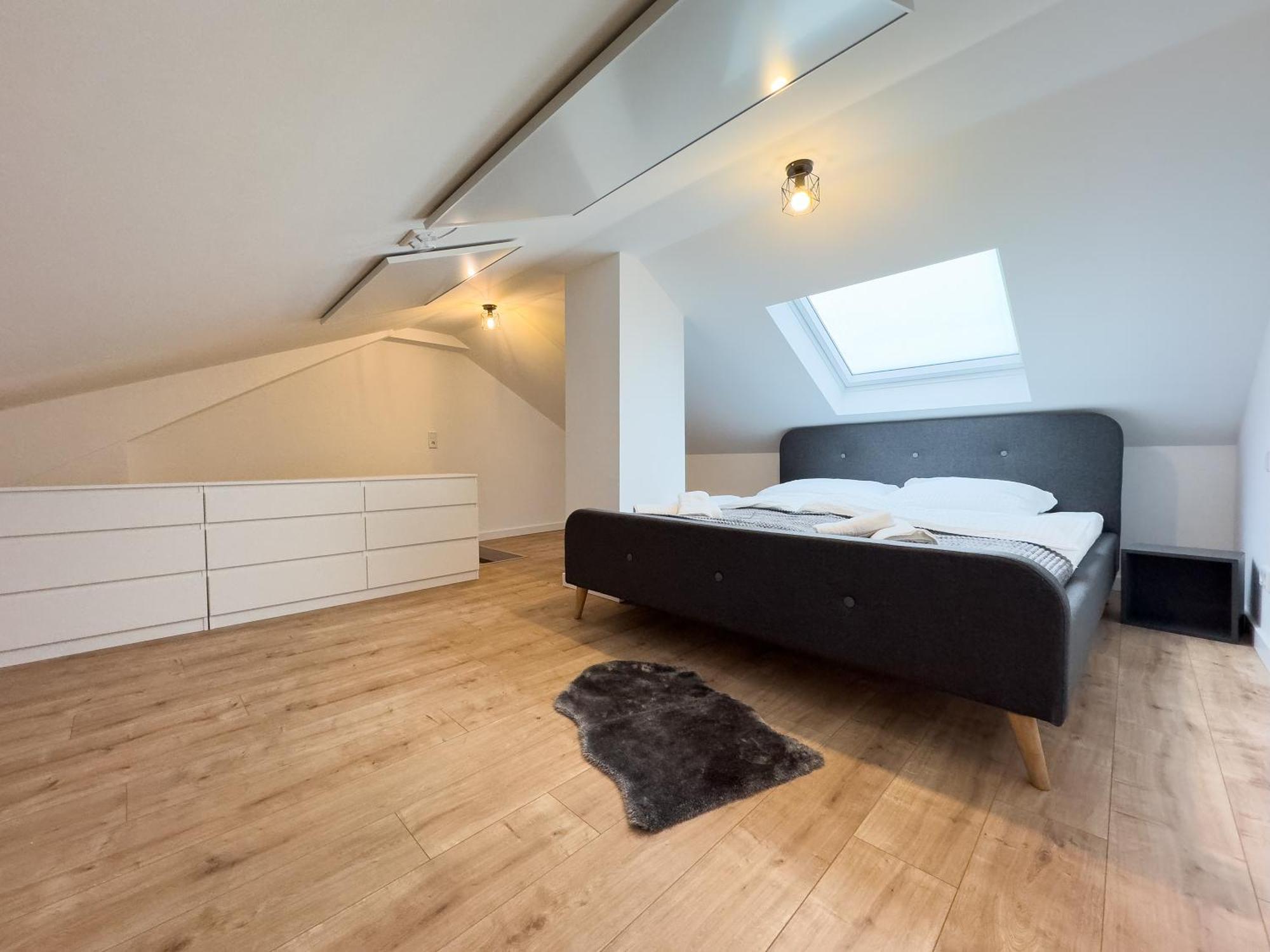 Klassen Apartments! Stadtnahes Ferienhaus* Mit Terrasse In Aulendorf * Fuer 6-8 Personen Екстер'єр фото